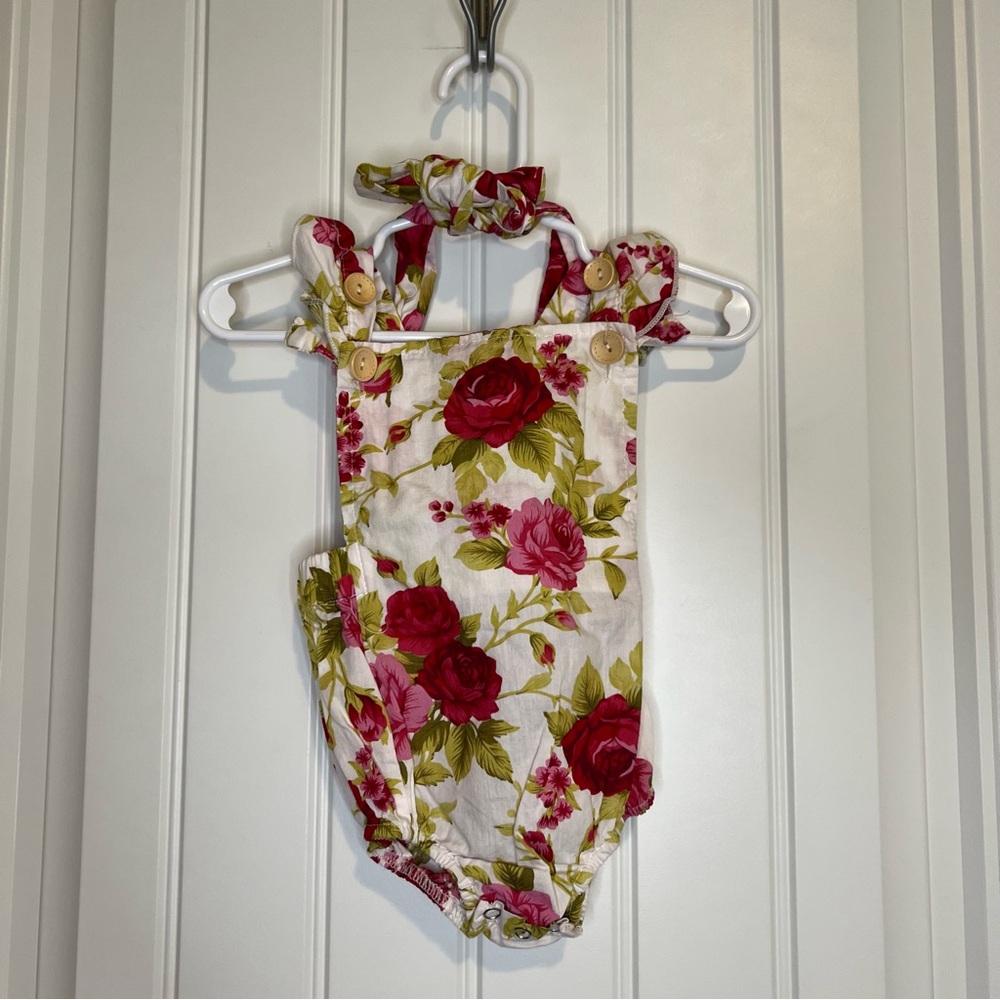 Floral bubble romper